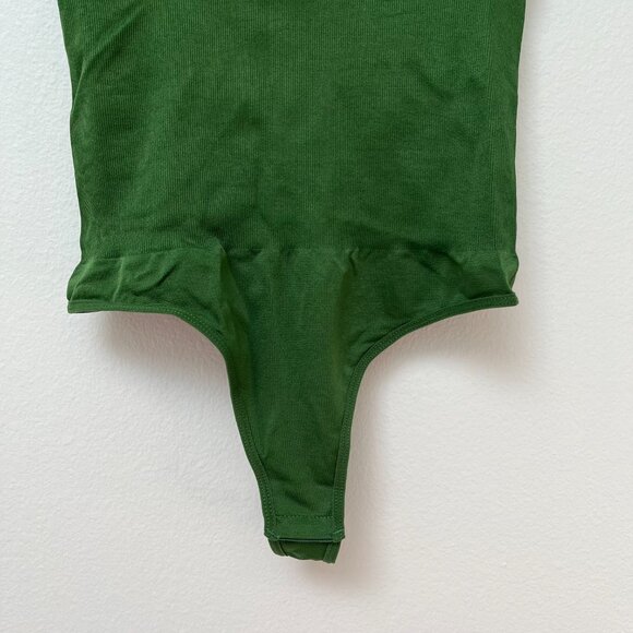 NEW HeyShape Square Neck Thong Bodysuit Green Short Sleeve Women's Large - Picture 6 of 13
